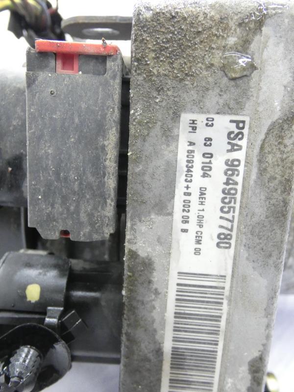 Pompe de direction PEUGEOT 307 PHASE 1 Diesel - 1
