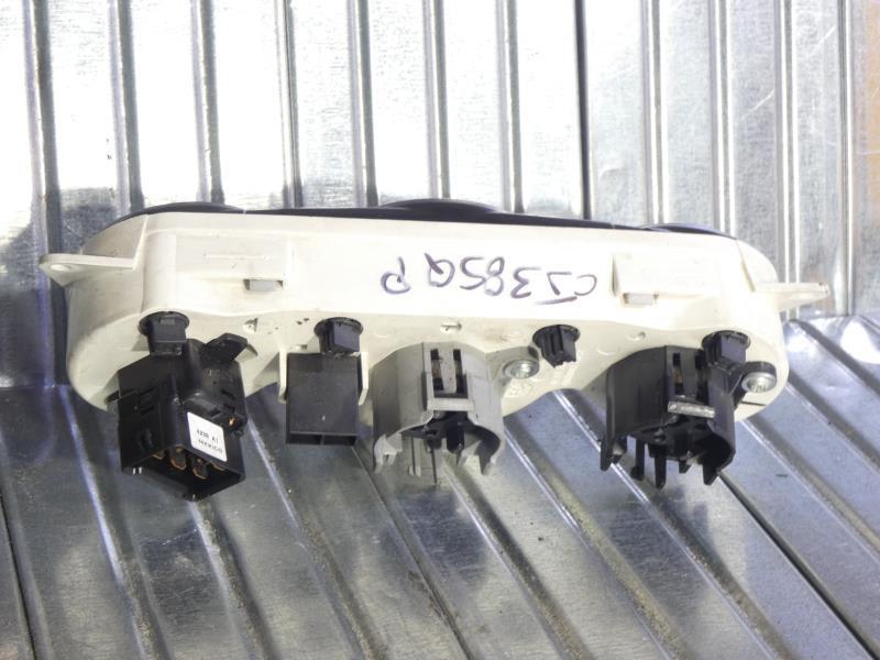Commande chauffage FORD FOCUS 1 BREAK Diesel - 1