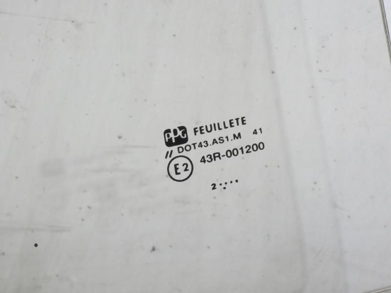 Pare brise VOLKSWAGEN PASSAT 2 PHASE 1 Essence - 1