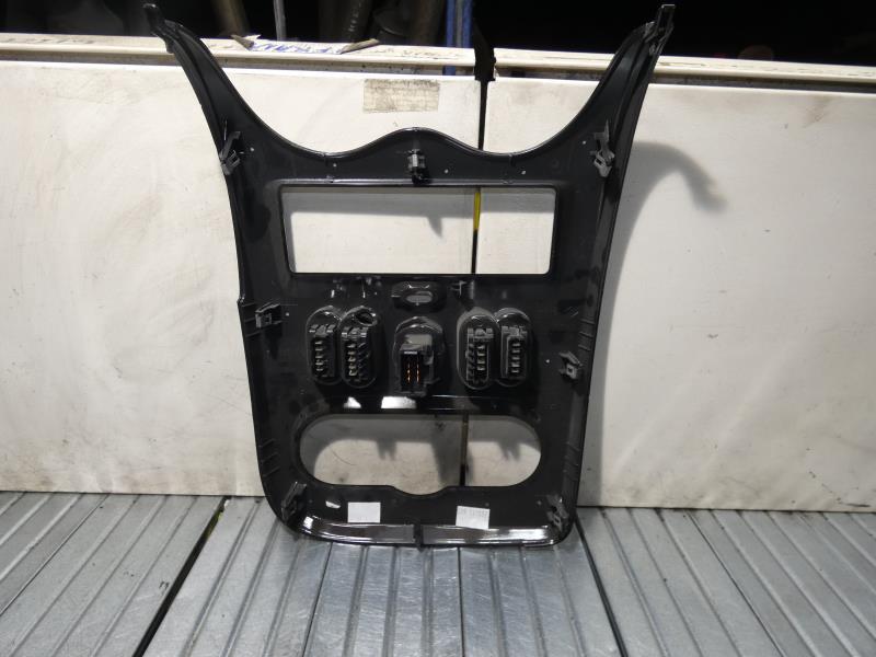 Bouton de warning DACIA SANDERO 1 Diesel - 1