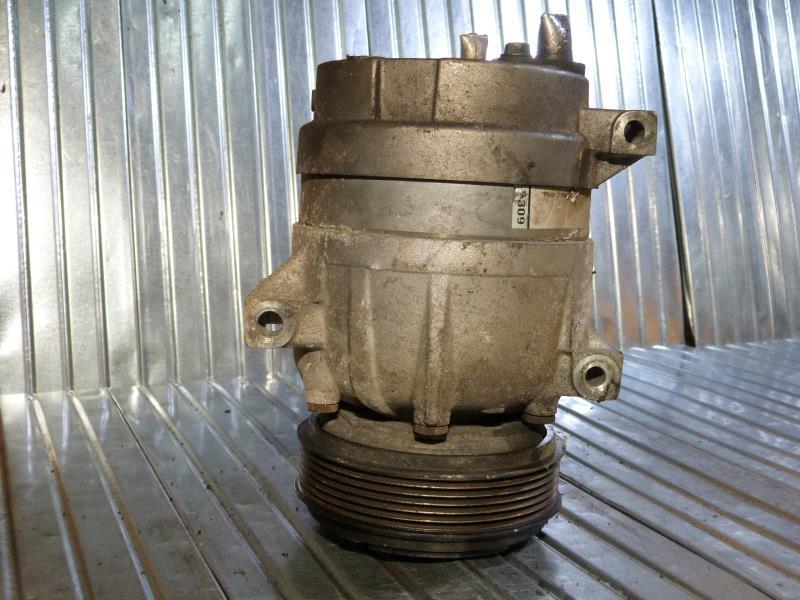 Compresseur clim RENAULT MEGANE 1 BREAK Diesel - 1