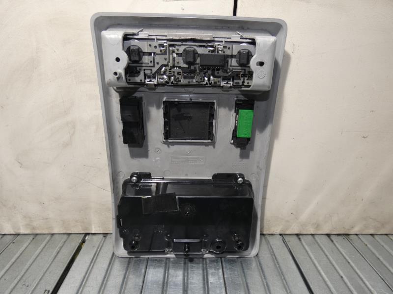 Eclairage de plafonnier BMW X5 E53 Diesel - 1