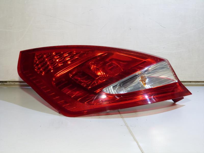 Fanale posteriore principale sinistro (luci) FORD FIESTA 6 PHASE 1 Diésel - 1