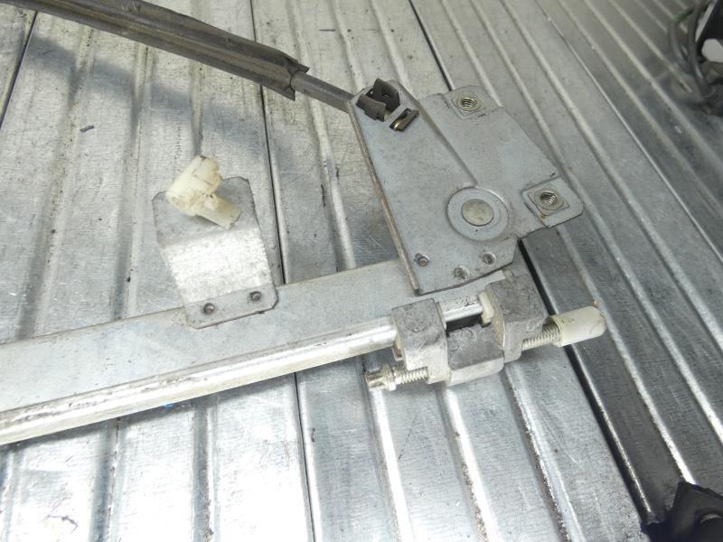 Alzacristalli elettrico posteriore destro AUDI 100 2 PHASE 1 Gasolina - 1