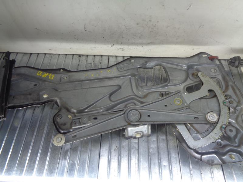 Alzacristalli manuale posteriore destro RENAULT LAGUNA 1 PHASE 1 Diésel - 1