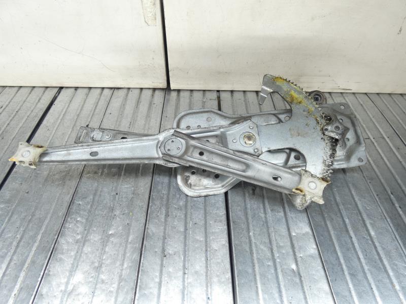 Alzacristalli manuale posteriore destro BMW SERIE 5 E34 Diésel - 1