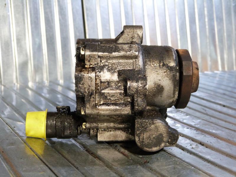 Pompa sterzo VOLKSWAGEN POLO 3 PHASE 2 Gasolina - 1