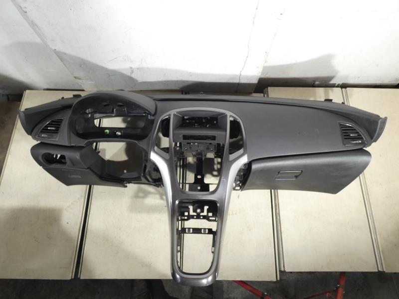 Tableau de bord OPEL ASTRA J PHASE 1 Diesel - 1