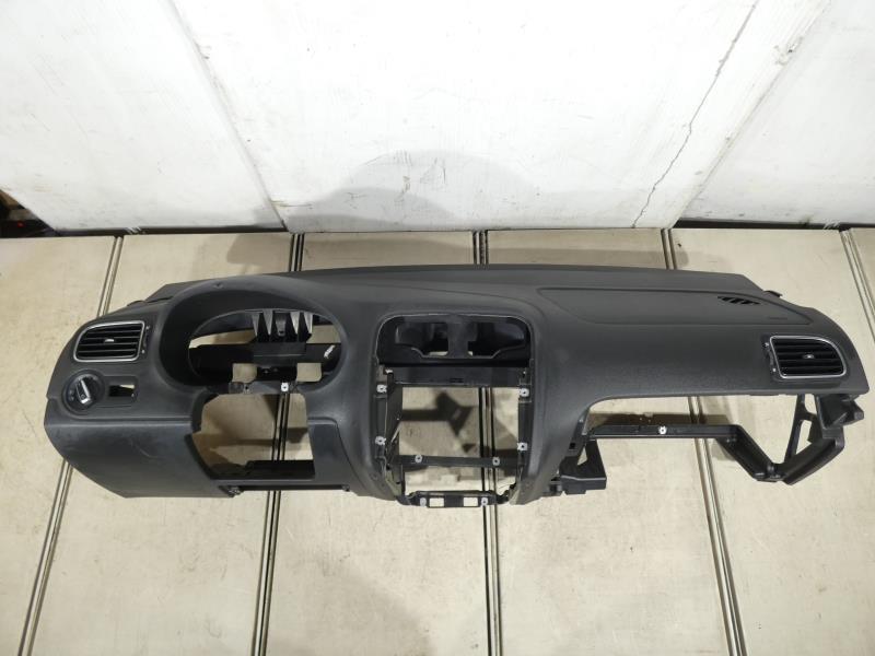 Tableau de bord VOLKSWAGEN POLO 5 PHASE 1 Diesel - 1