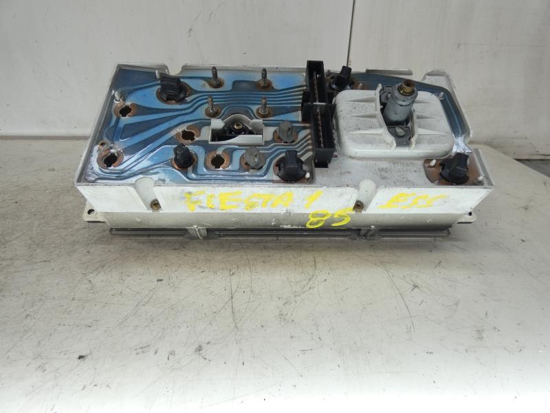 Compteur FORD FIESTA 1  - 1