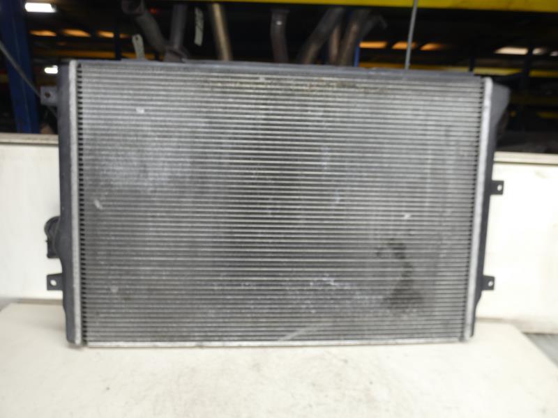 Radiateur eau VOLKSWAGEN GOLF 5  - 1