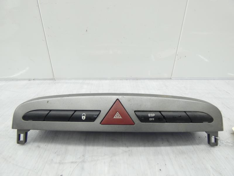 Interruttore luci emergenza PEUGEOT 308 1 PHASE 1 Diésel - 1