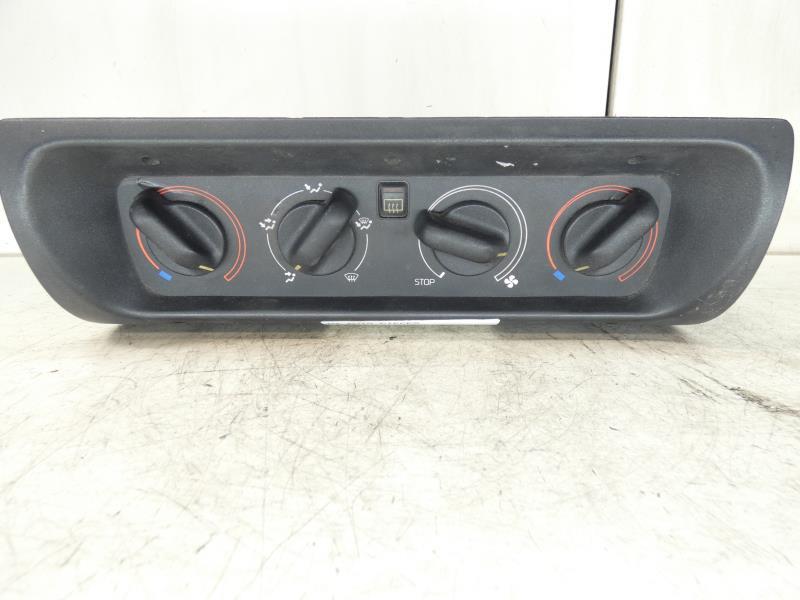 Commande chauffage RENAULT SAFRANE PHASE 2  - 1