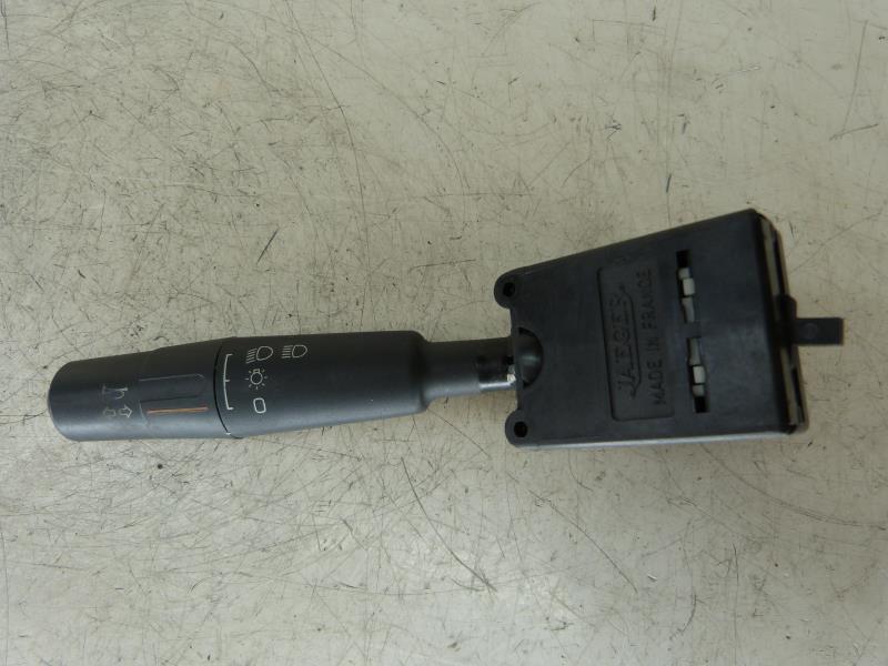 Commodo phare PEUGEOT 106 PHASE 1 Essence - 1