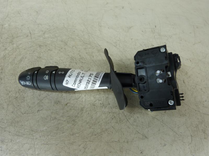 Commodo phare RENAULT CLIO 2 PHASE 2 Essence - 1