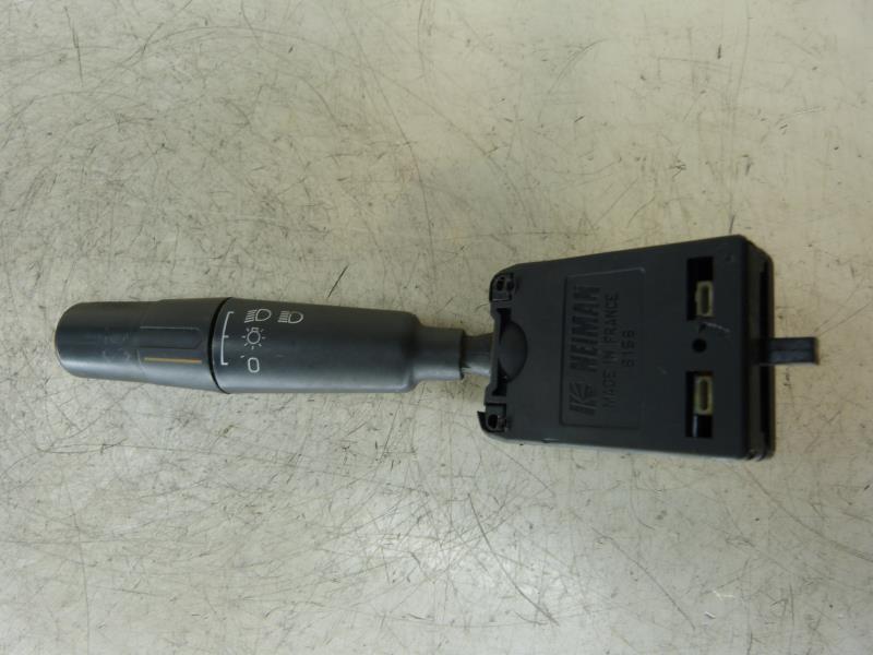 Commodo phare PEUGEOT 106  - 1