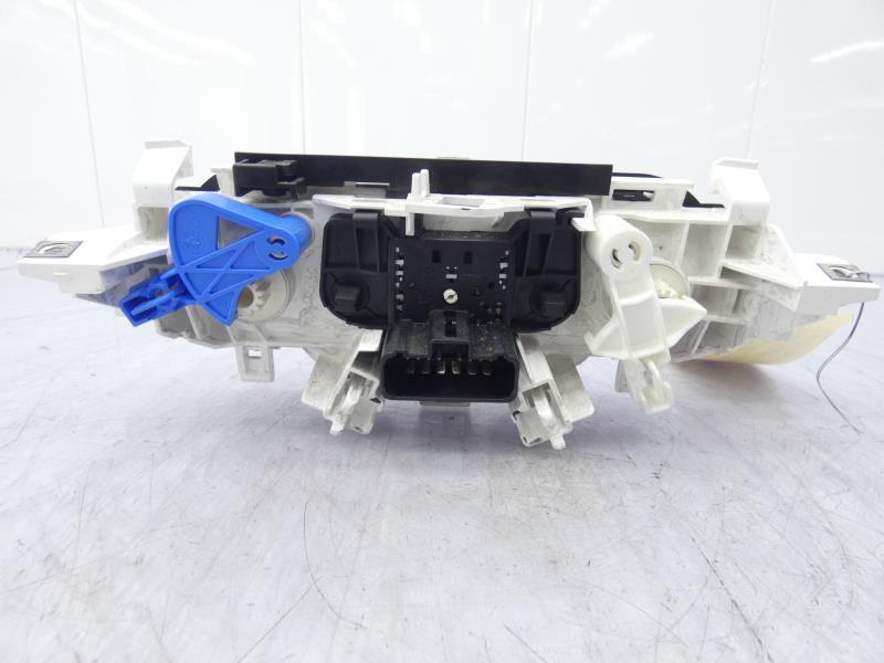 Commande chauffage RENAULT TWINGO 2 PHASE 1 Essence - 1