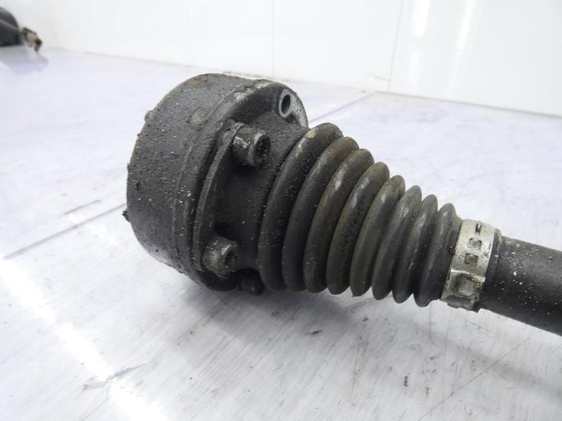 Giunto cardanico posteriore sinistro (trasmissione) VOLKSWAGEN TIGUAN 1 PHASE 1 Diésel - 1