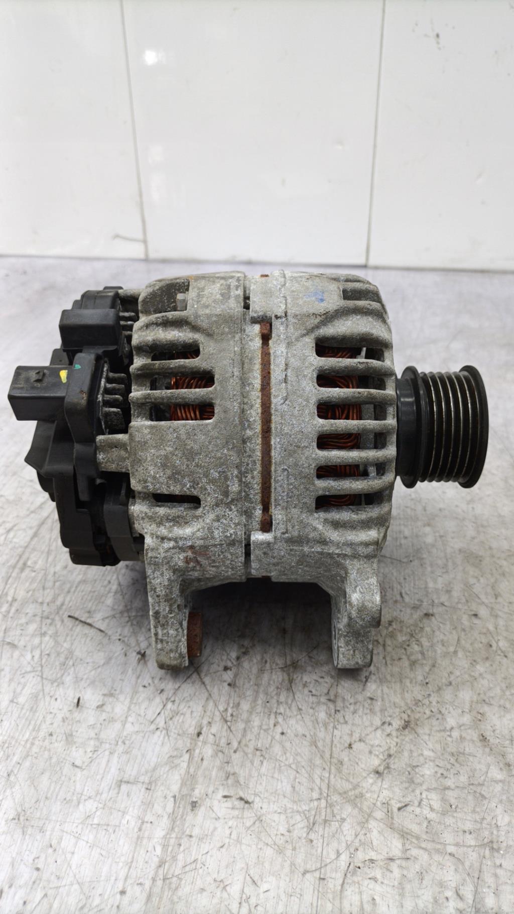 Alternatore VOLKSWAGEN POLO 4 PHASE 2 Gasolina - 1