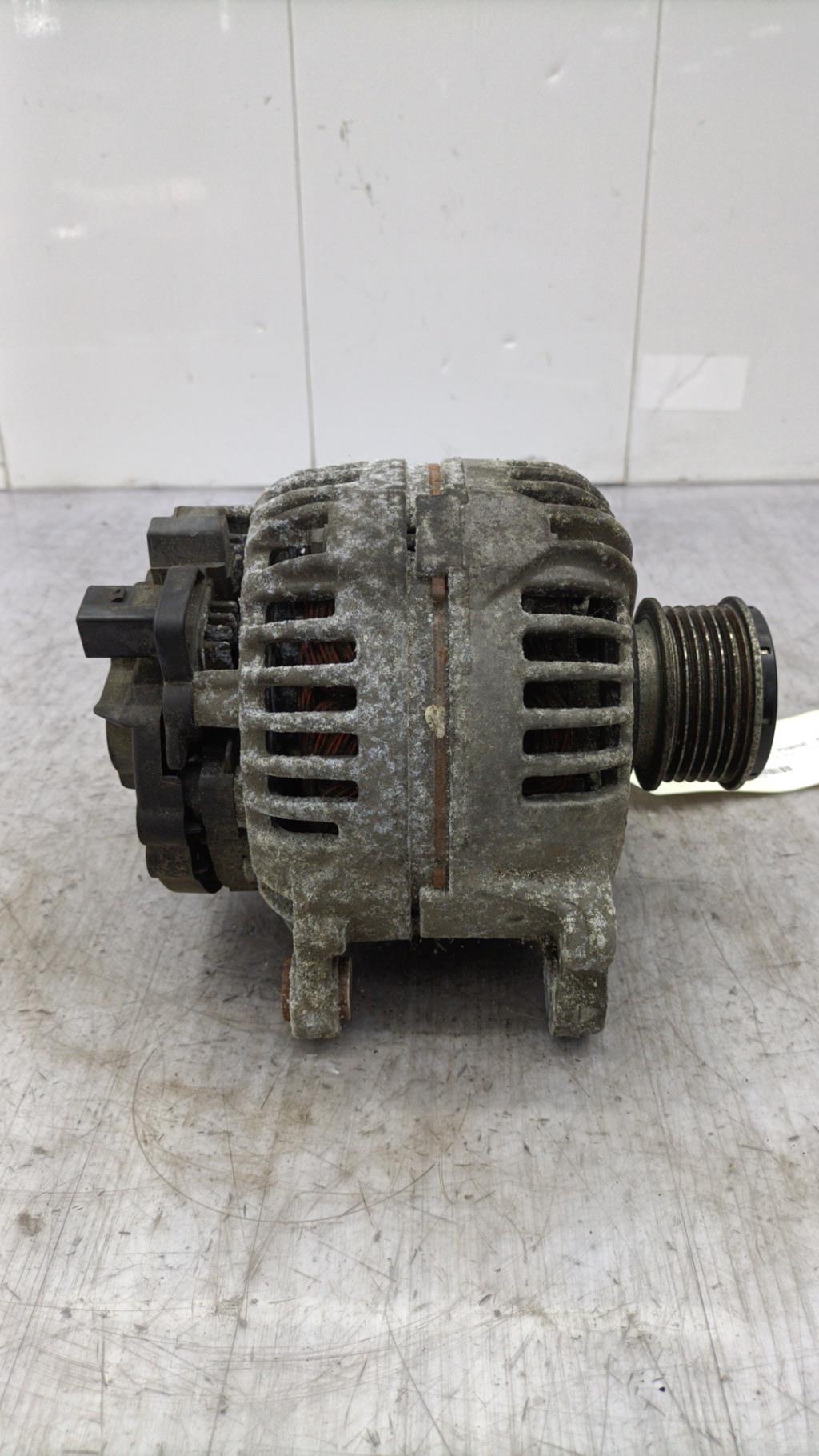 Alternatore VOLKSWAGEN POLO 4 PHASE 2 Diésel - 1