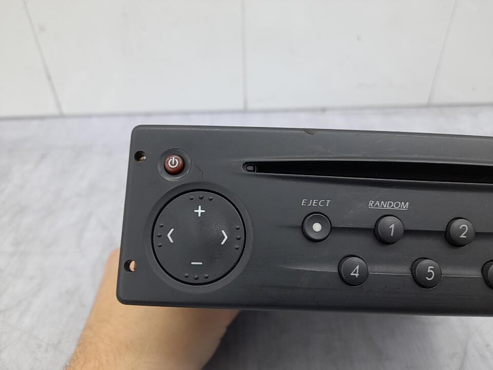 Autoradio originale RENAULT LAGUNA 2 PHASE 1 Diésel - 1