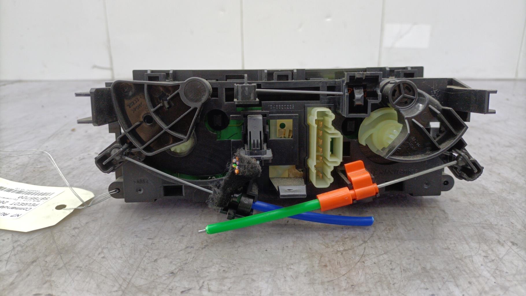 Commande chauffage PEUGEOT 207 PHASE 1 Essence - 1