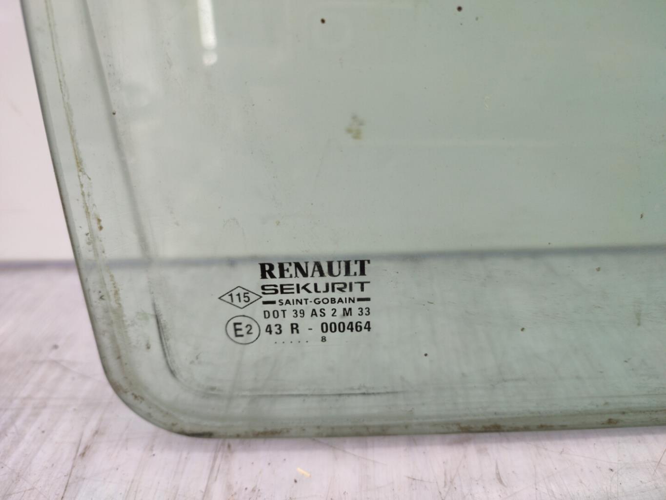 Custode arriere gauche RENAULT TWINGO 1 PHASE 1 Essence - 1