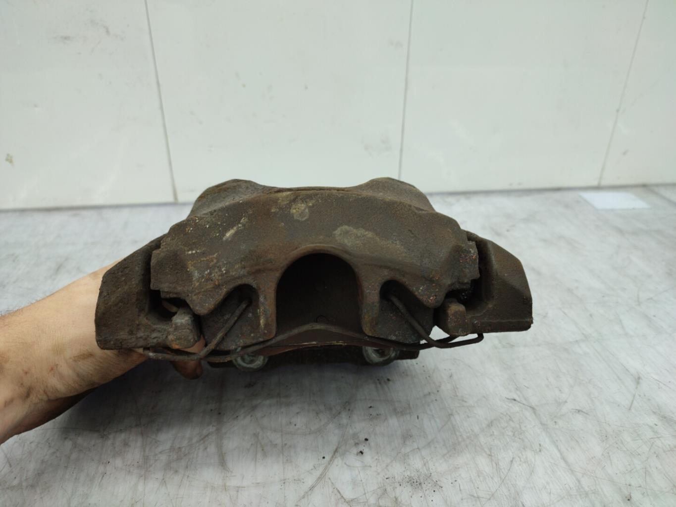 Pinza freni anteriore sinistra CITROEN C4 GRAND PICASSO 1 Diésel - 1