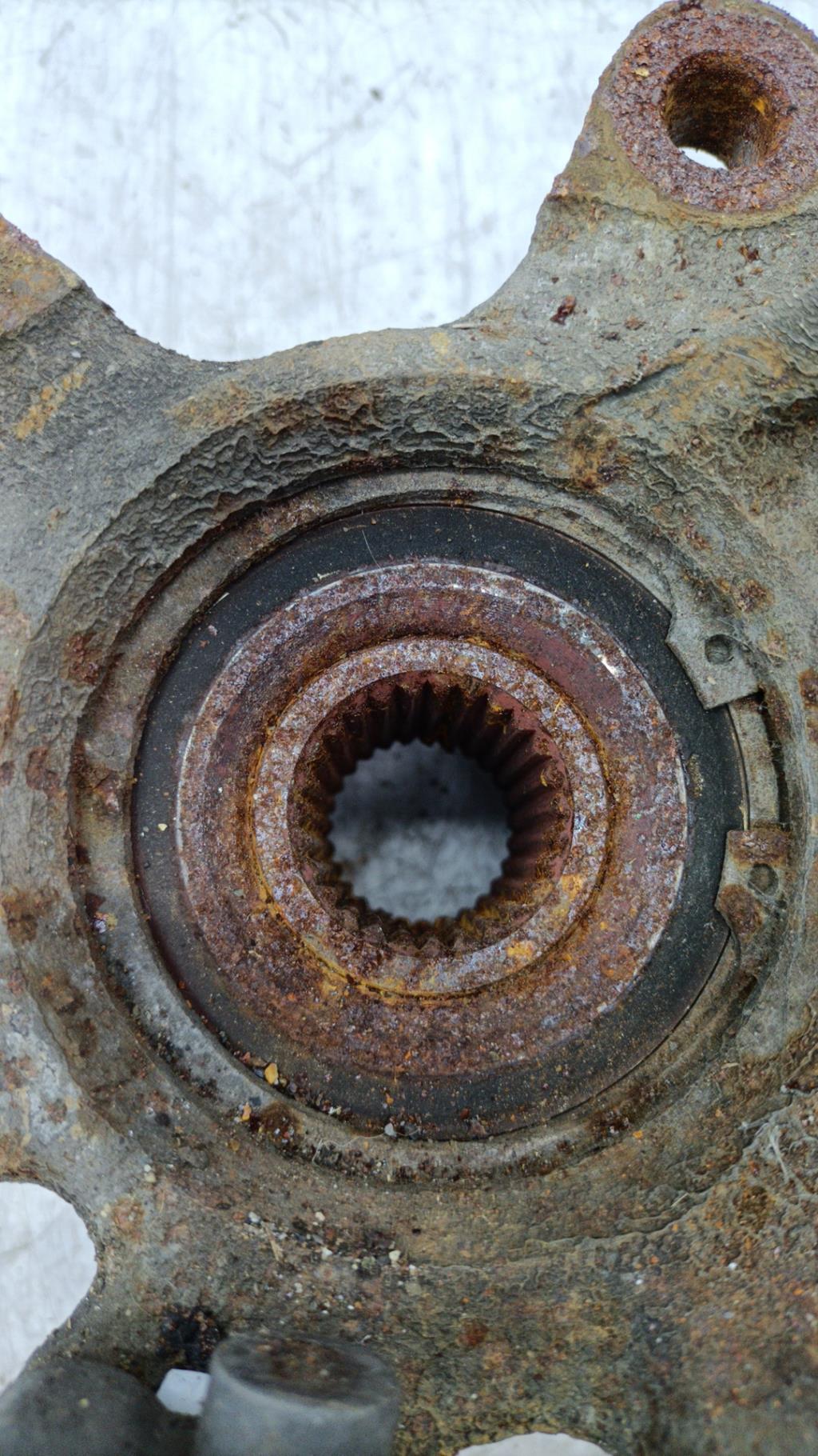 Fusee avant droit FORD MONDEO 1 PHASE 2 BREAK Diesel - 1