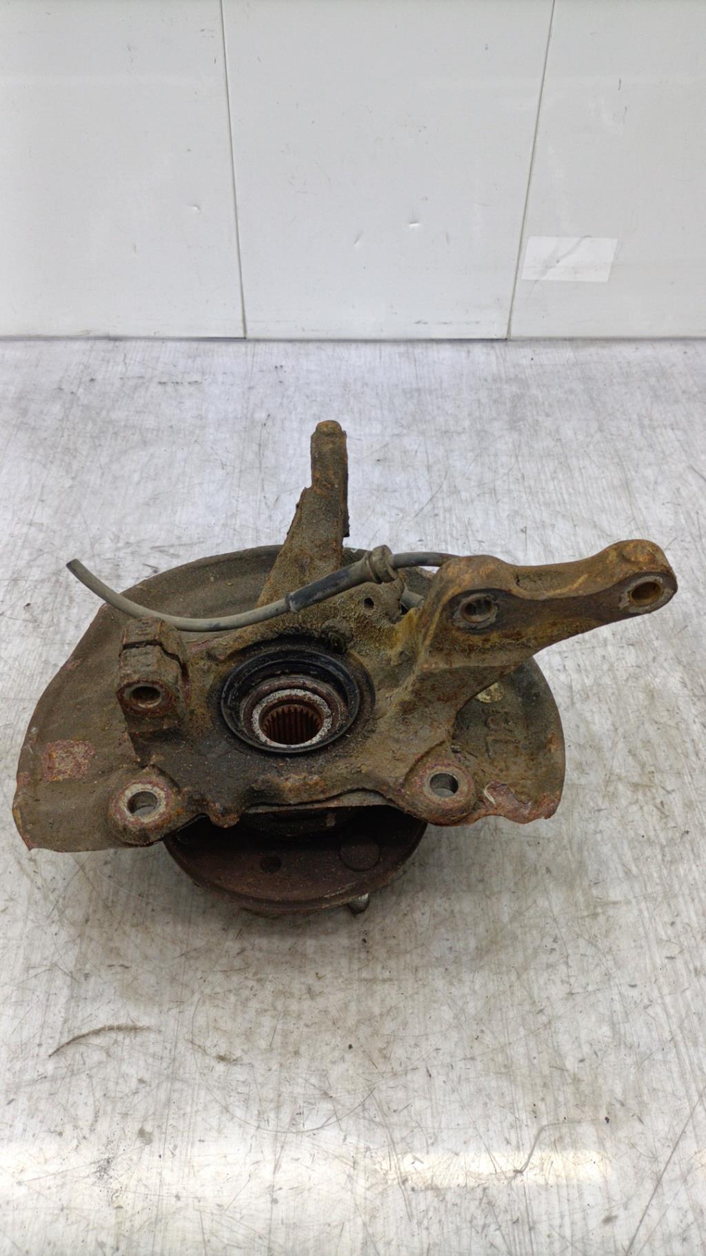 Fusee avant gauche MITSUBISHI SPACE STAR 2 Diesel - 1