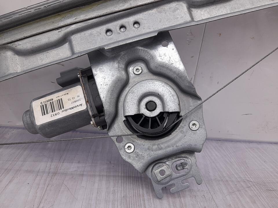 Alzacristalli elettrico anteriore destro PEUGEOT 207 PHASE 1 Diésel - 1