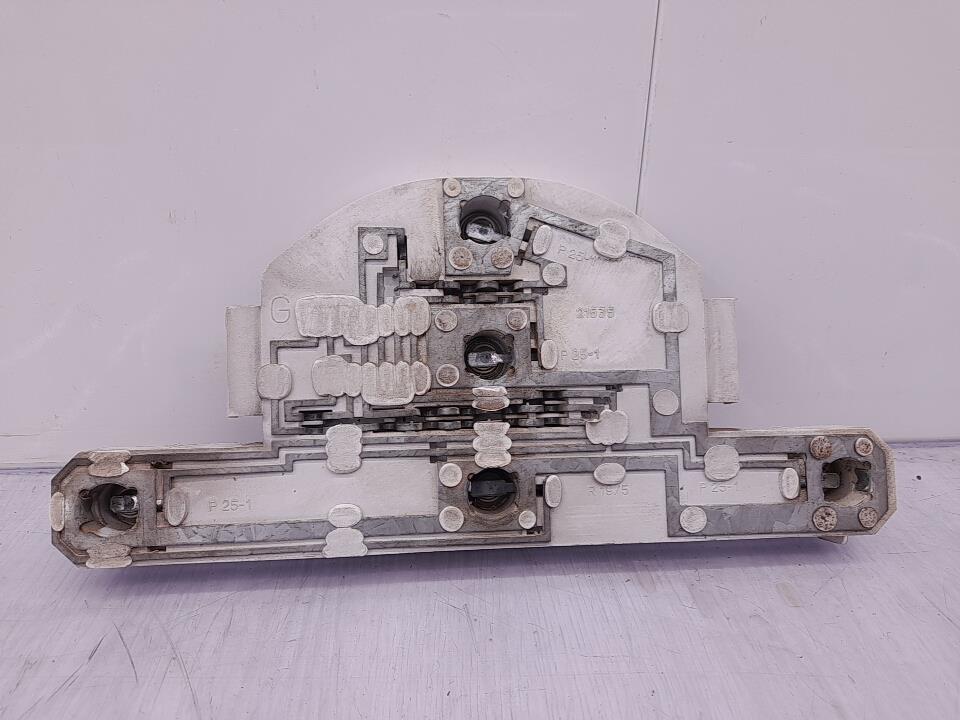 Base portalampade fanale posteriore sinistro PEUGEOT 309 PHASE 1 Diésel - 1