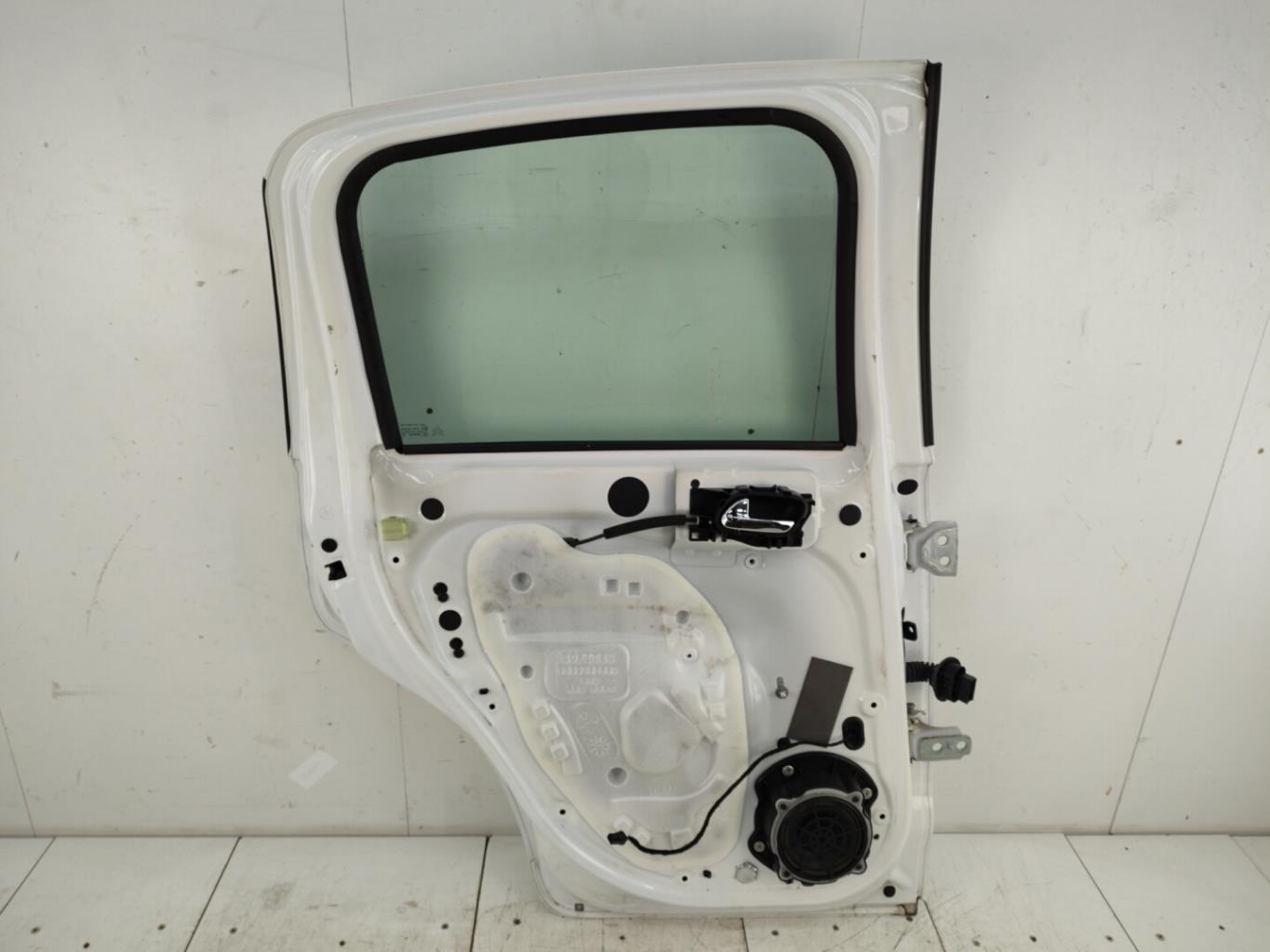Puerta trasera izquierda CITROEN C3 2 PHASE 1 Gasolina - 1