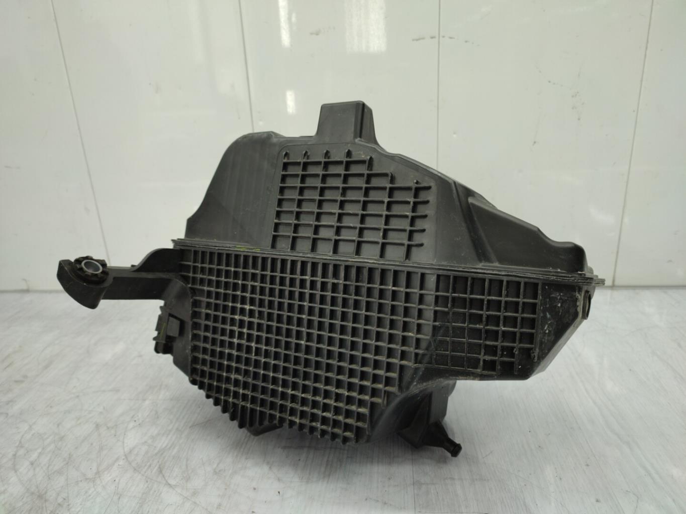 Boite a air RENAULT CLIO 4 PHASE 1 Diesel - 1