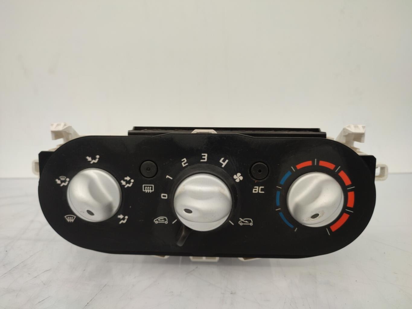 Commande chauffage RENAULT TWINGO 2 PHASE 1 Essence - 1