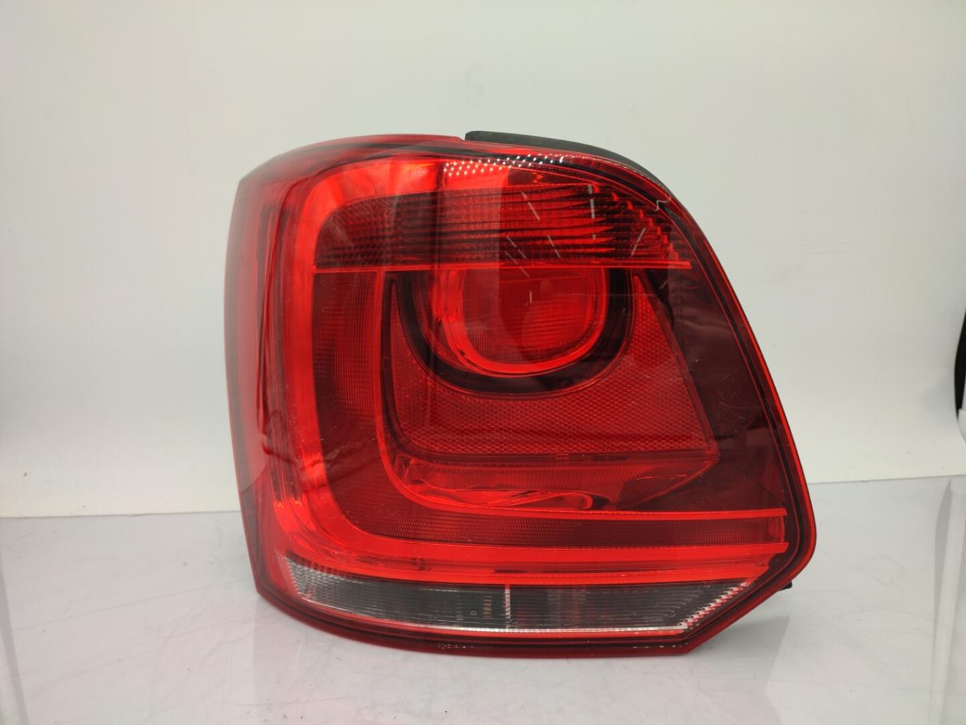 Fanale posteriore principale sinistro (luci) VOLKSWAGEN POLO 5 PHASE 1 Gasolina - 1