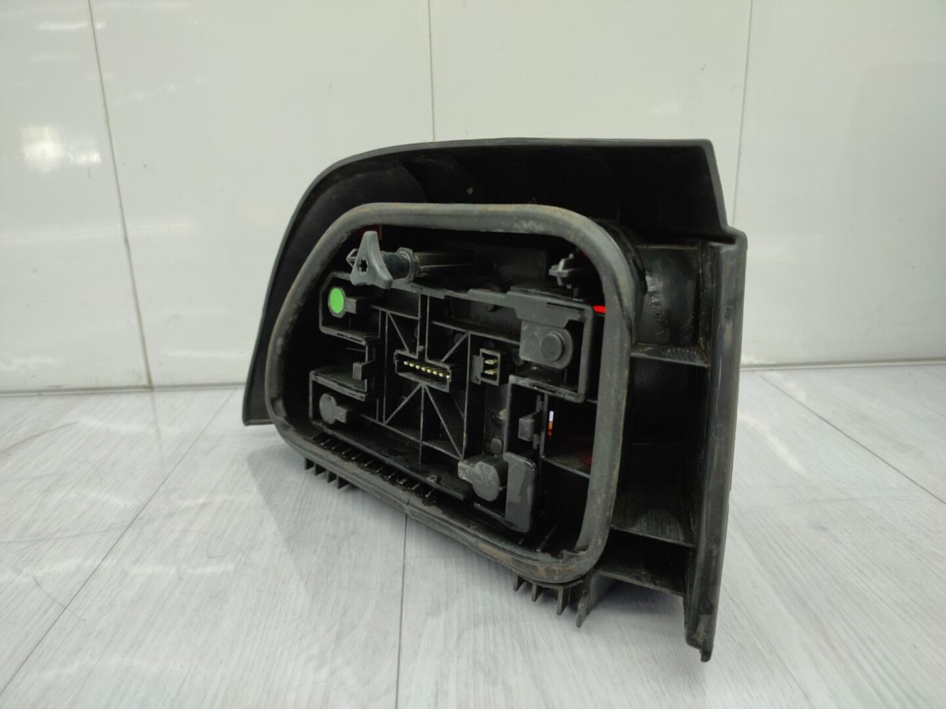 Fanale posteriore principale sinistro (luci) RENAULT CLIO 1 PHASE 1 Diésel - 1