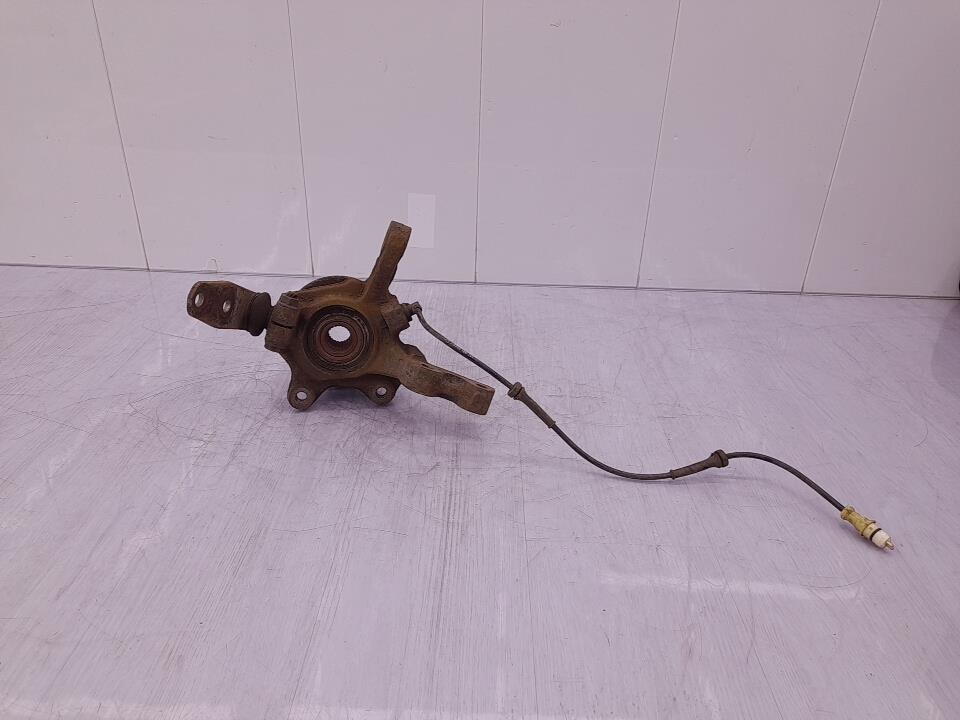 Fusee avant gauche RENAULT CLIO 2 CAMPUS PHASE 2 Diesel - 1