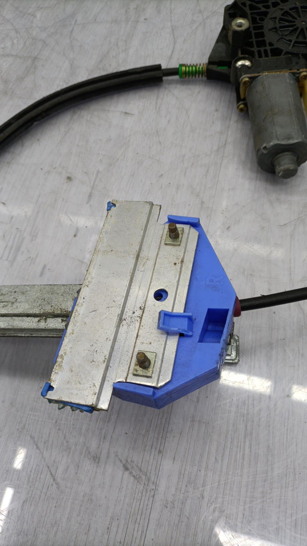 Alzacristalli elettrico posteriore destro FORD MONDEO 1 PHASE 2 Gasolina - 1
