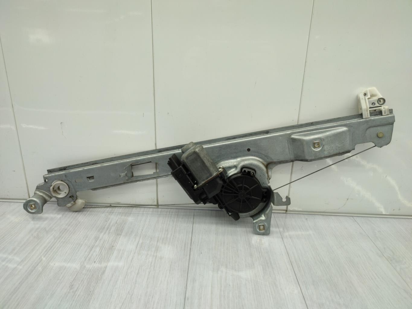 Leve vitre electrique avant gauche RENAULT SCENIC 2 PHASE 1 Diesel - 1