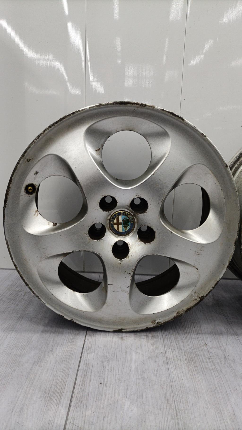 Set di 4 cerchioni ALFA ROMEO 147 PHASE 1 Diésel - 1