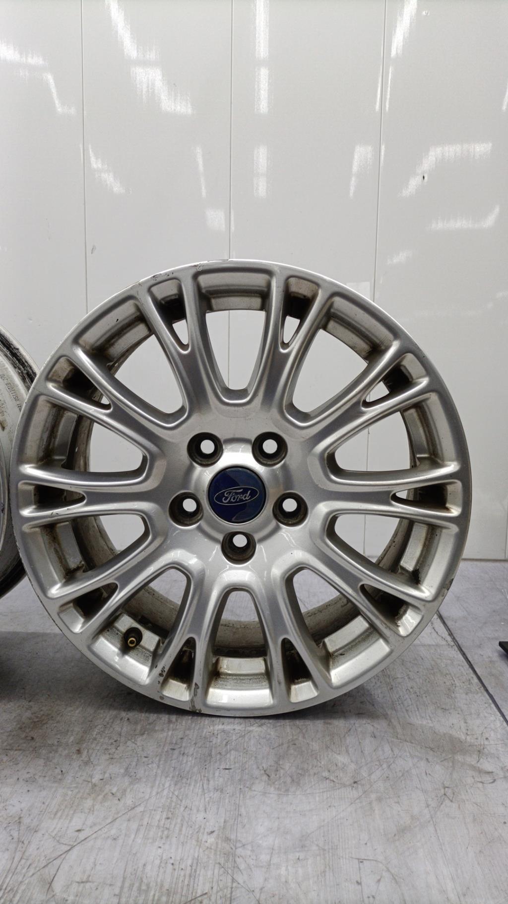 Set di 4 cerchioni FORD FOCUS 3 PHASE 1 Diésel - 1