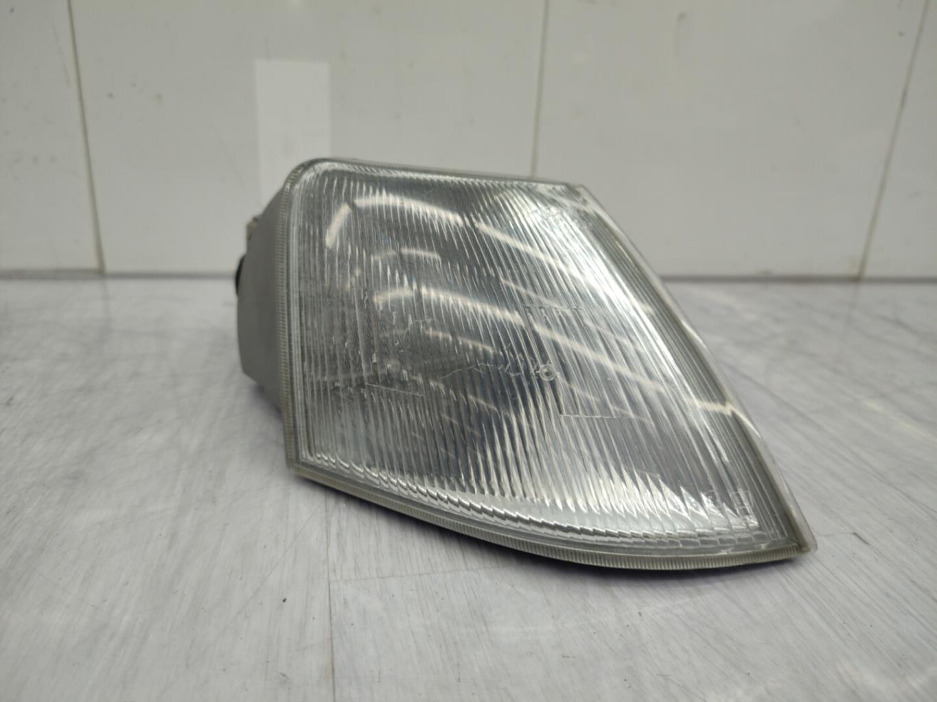 Optique avant secondaire droit (feux)(clignotant) CITROEN XANTIA  - 1
