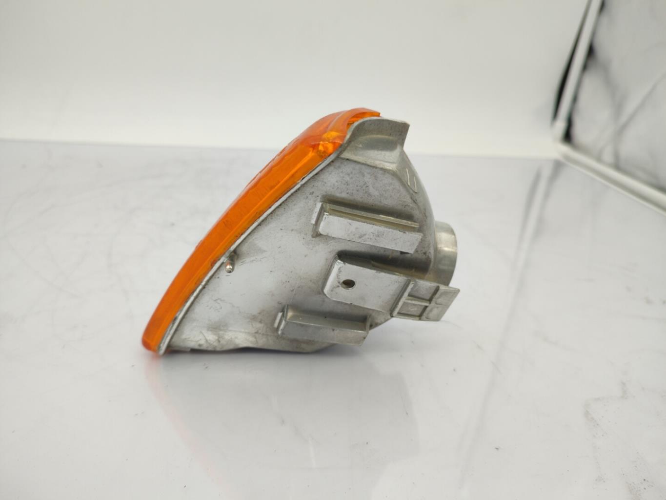 Gruppo ottico anteriore secondario destro (luci)(freccia) VOLKSWAGEN POLO  - 1