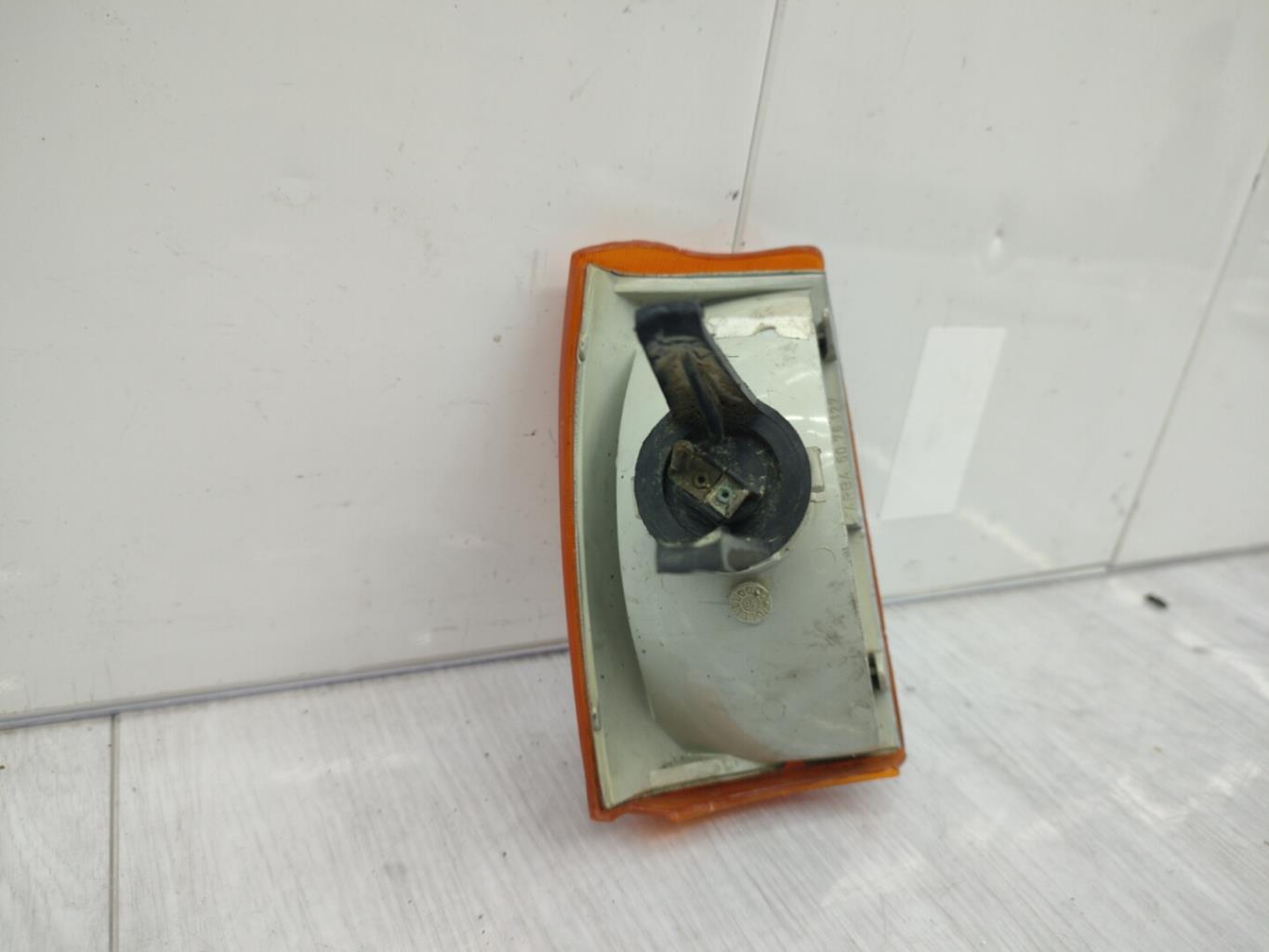Optique avant secondaire gauche (feux)(clignotant) RENAULT R9  - 1