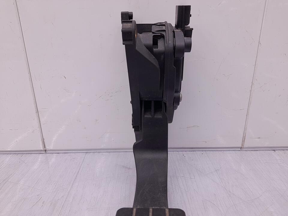 Pedale d'accelerateur RENAULT CLIO 4 PHASE 1 Diesel - 1
