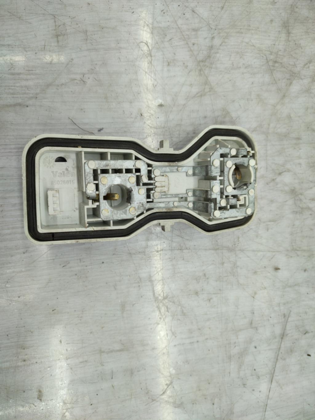 Base portalampade fanale posteriore sinistro RENAULT MEGANE 2 PHASE 1 Diésel - 1