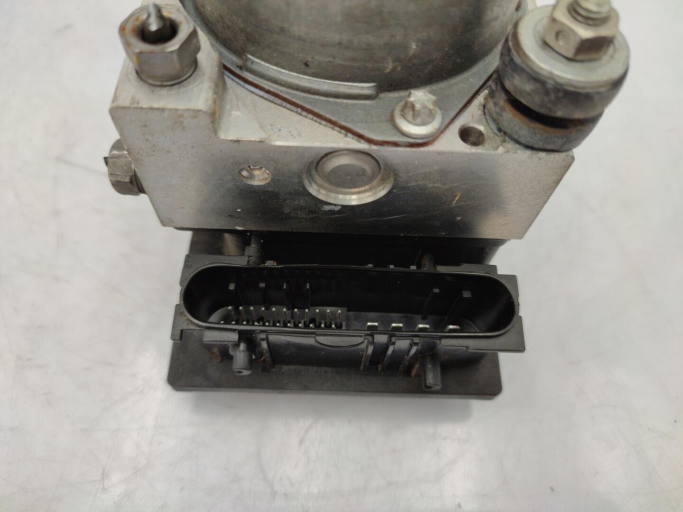 Blocco ABS (antibloccaggio freni) RENAULT CLIO 3 PHASE 1 Diésel - 1