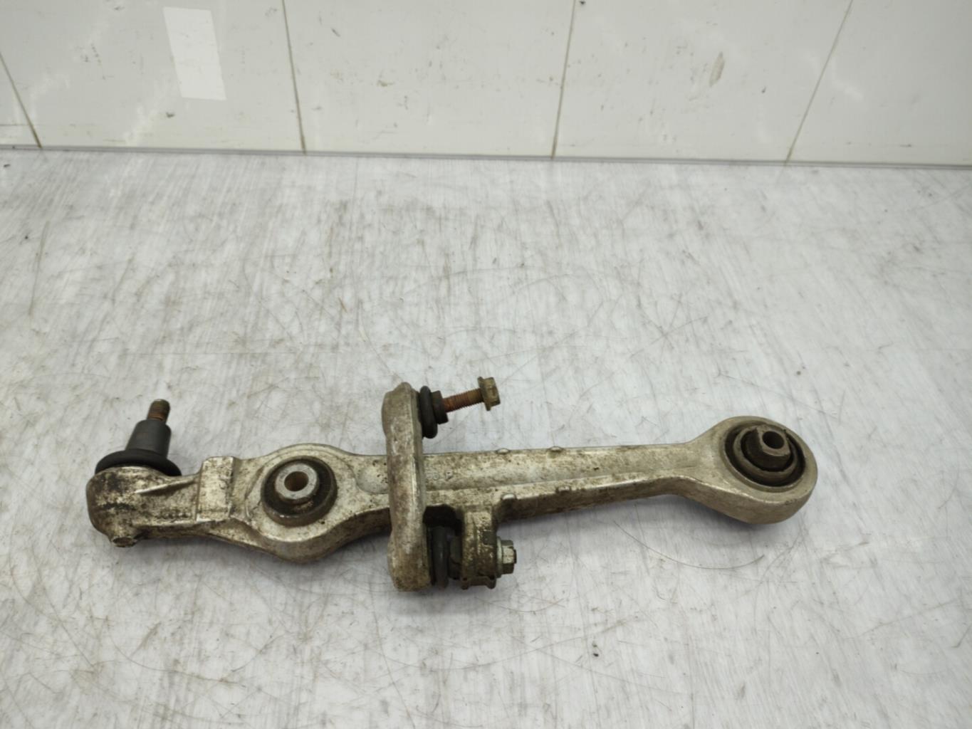 Braccio sospensione inferiore anteriore destro AUDI A4 1 PHASE 1 Diésel - 1