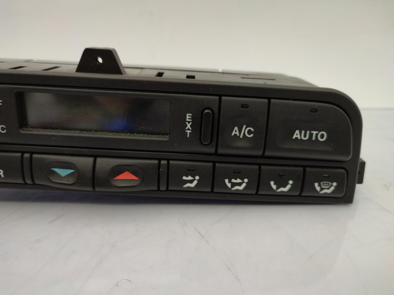 Commande chauffage JAGUAR XJ X300 PHASE 3 Essence - 1